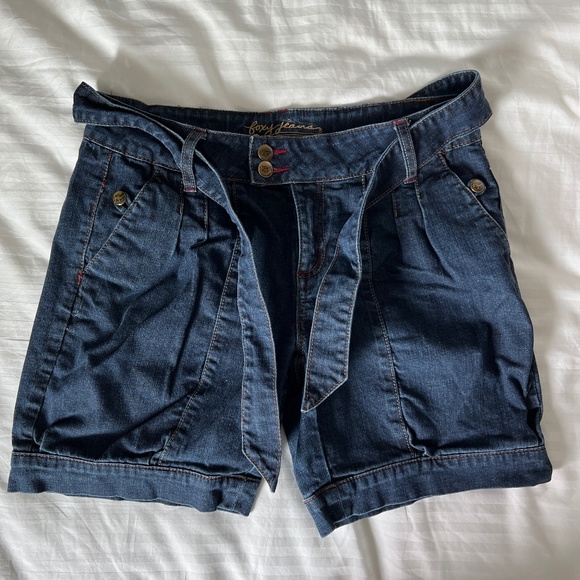 Foxy Jeans - Blue Denin Puffy Short - Picture 1 of 9